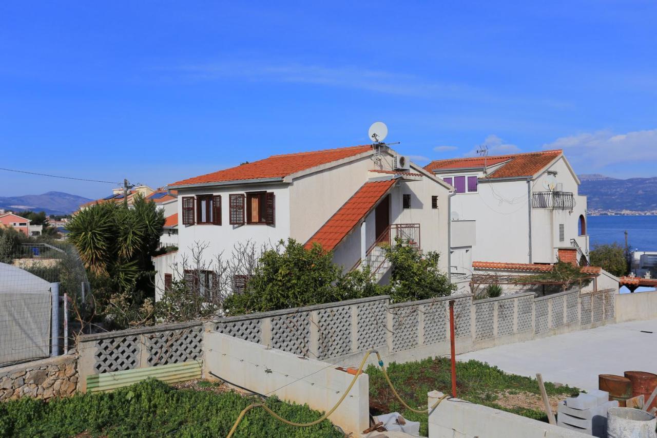 Apartments By The Sea Slatine, Ciovo - 16345 Exterior photo