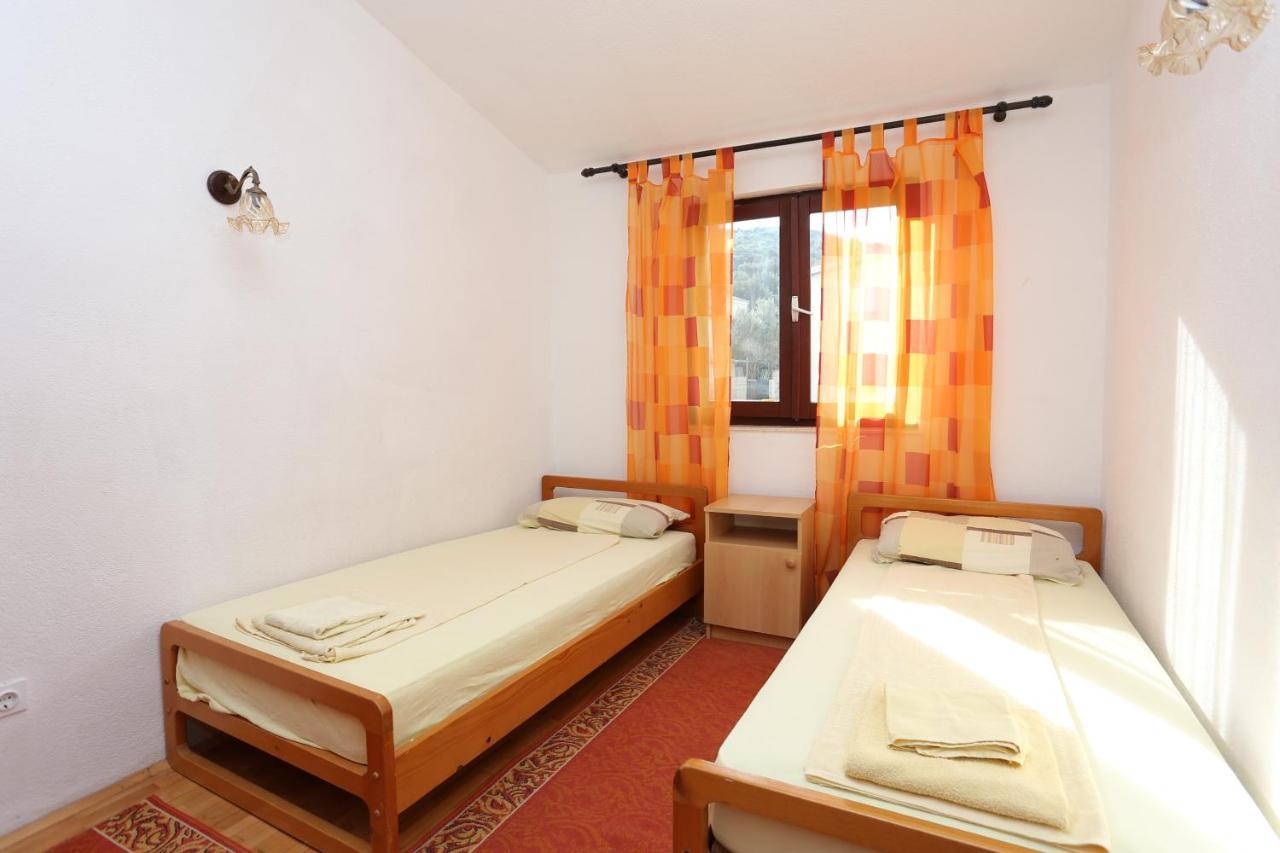 Apartments By The Sea Slatine, Ciovo - 16345 Exterior photo