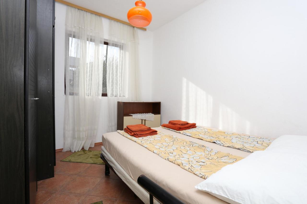 Apartments By The Sea Slatine, Ciovo - 16345 Exterior photo