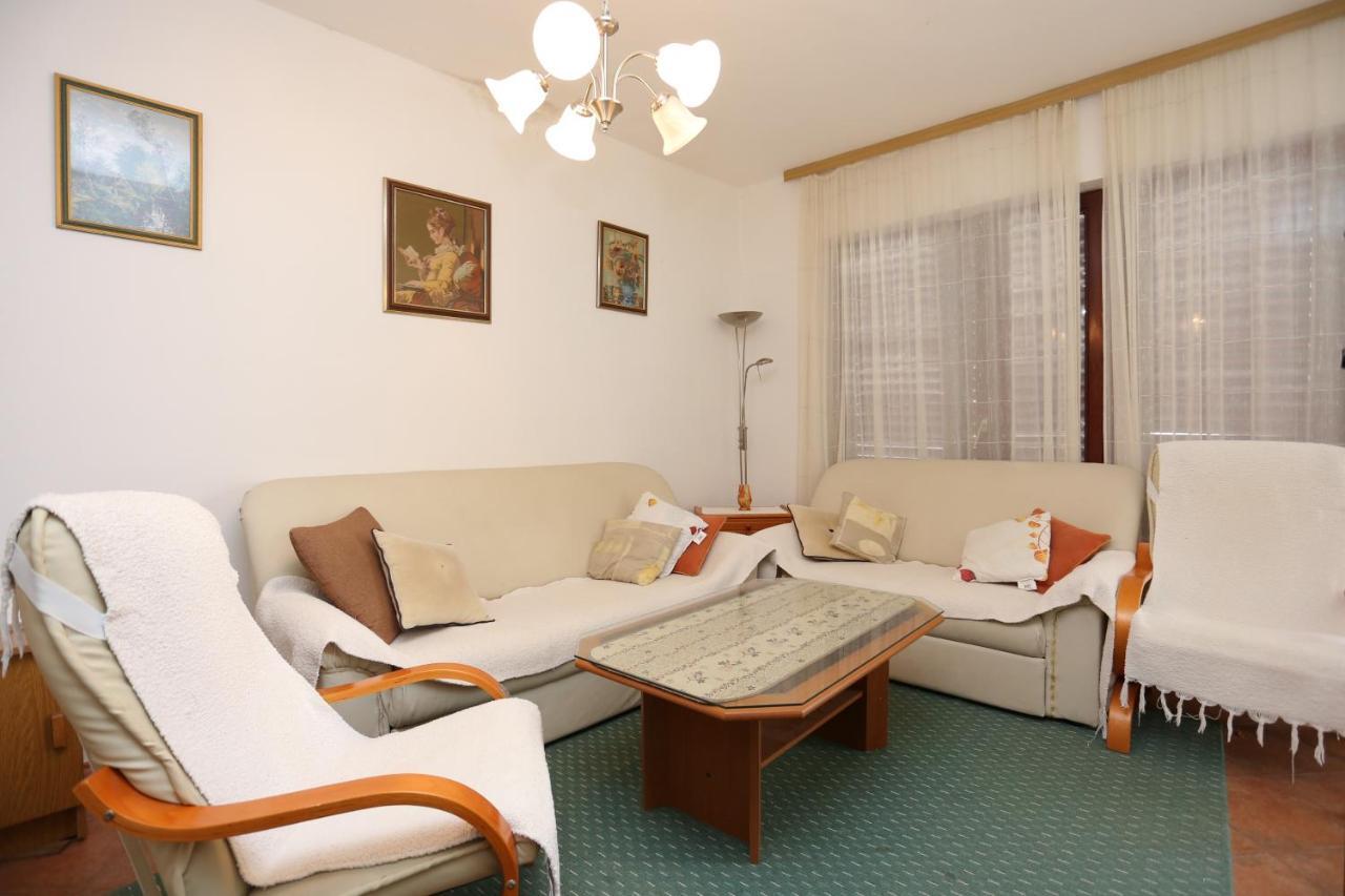 Apartments By The Sea Slatine, Ciovo - 16345 Exterior photo
