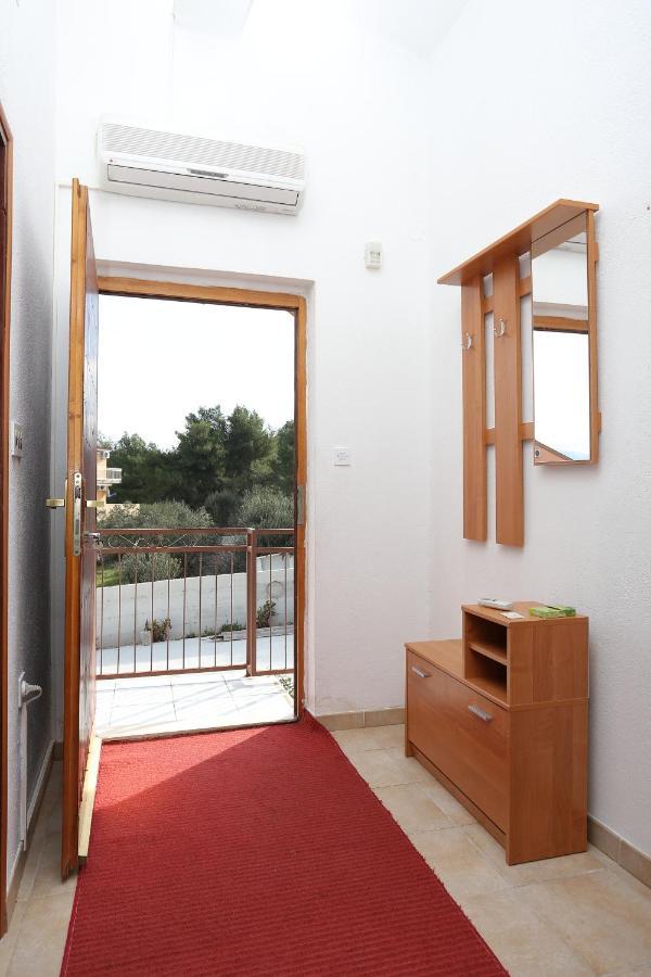 Apartments By The Sea Slatine, Ciovo - 16345 Exterior photo